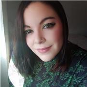 Maestra de educación infantil con experiencia dando clases a niños/as de primaria y primeros cursos de secundaria.